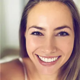 Maria T.